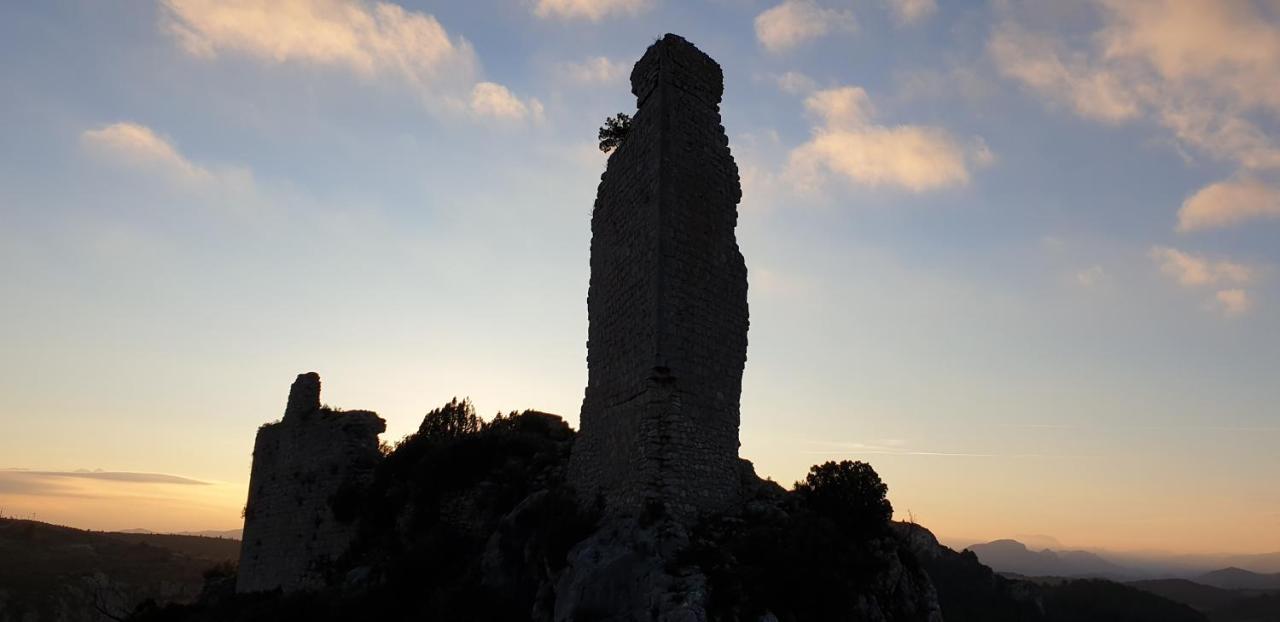 Chambres D'Hotes Et Gites- L'Abri Sous Roche Tautavel ภายนอก รูปภาพ