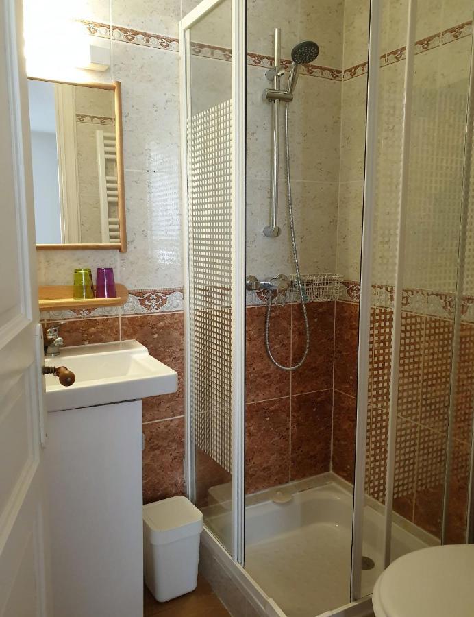 Chambres D'Hotes Et Gites- L'Abri Sous Roche Tautavel ภายนอก รูปภาพ