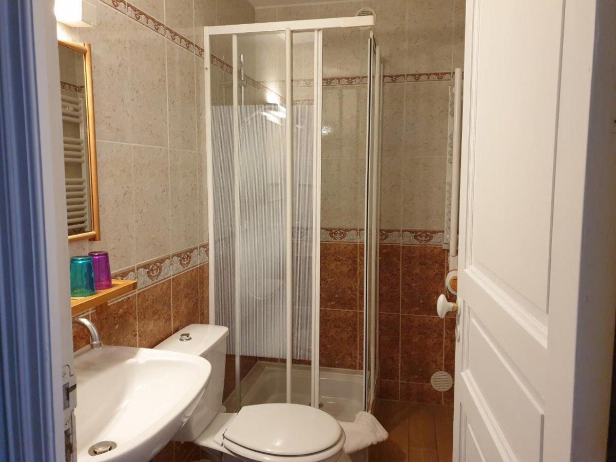 Chambres D'Hotes Et Gites- L'Abri Sous Roche Tautavel ภายนอก รูปภาพ