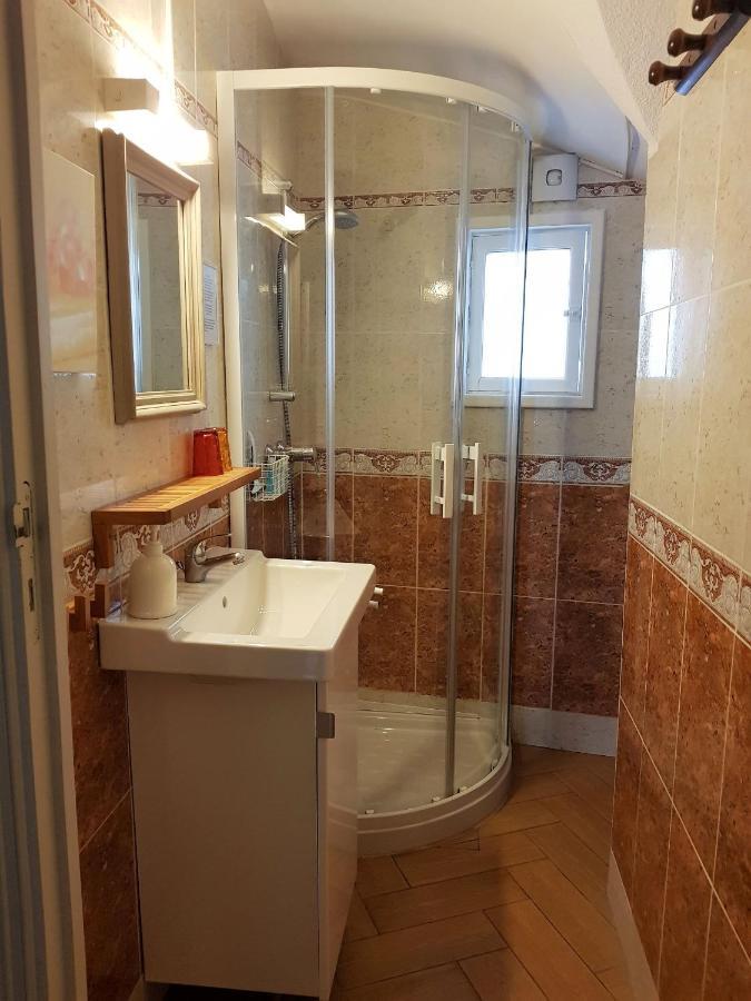 Chambres D'Hotes Et Gites- L'Abri Sous Roche Tautavel ภายนอก รูปภาพ