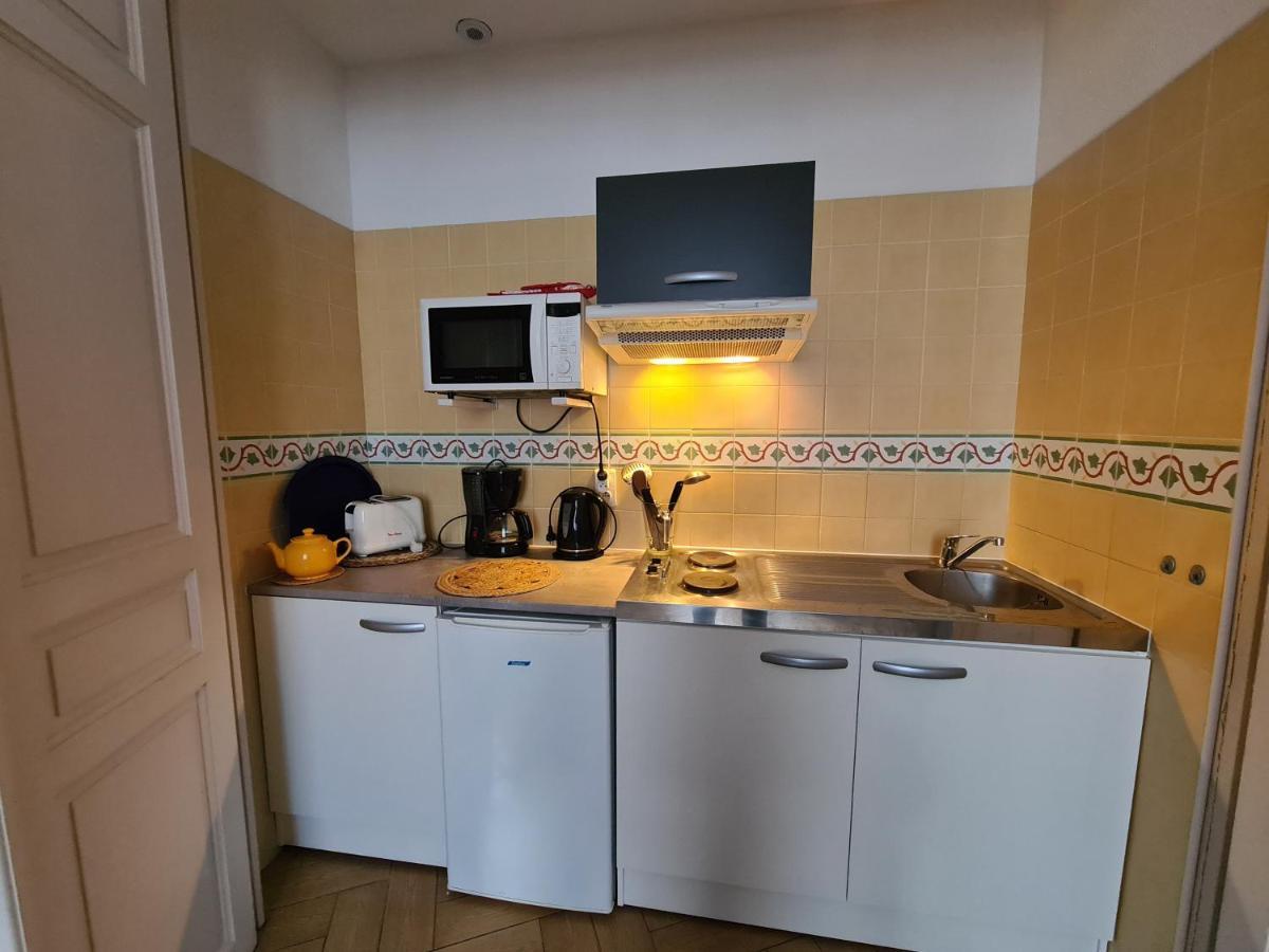 Chambres D'Hotes Et Gites- L'Abri Sous Roche Tautavel ภายนอก รูปภาพ